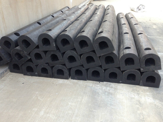 งานหนัก D ยาง Fenders ป้องกันเรือ โอนการติดตั้ง Absorb กระแทกพลังงาน อุณหภูมิทน