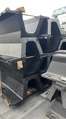 บังโคลนยางลมแบบโค้ง PNEUMATIC RUBBER FENDER ออกแบบมาเพื่อการบำรุงรักษาต่ำและมีความน่าเชื่อถือในระยะยาว