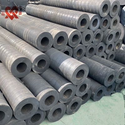 การติดตั้งพับกระบอกยาง Fender 10-1000kg ความยาว 1000-5000mm สามารถปรับปรุงได้สําหรับการใช้งานท่าเรือและท่าเรือ